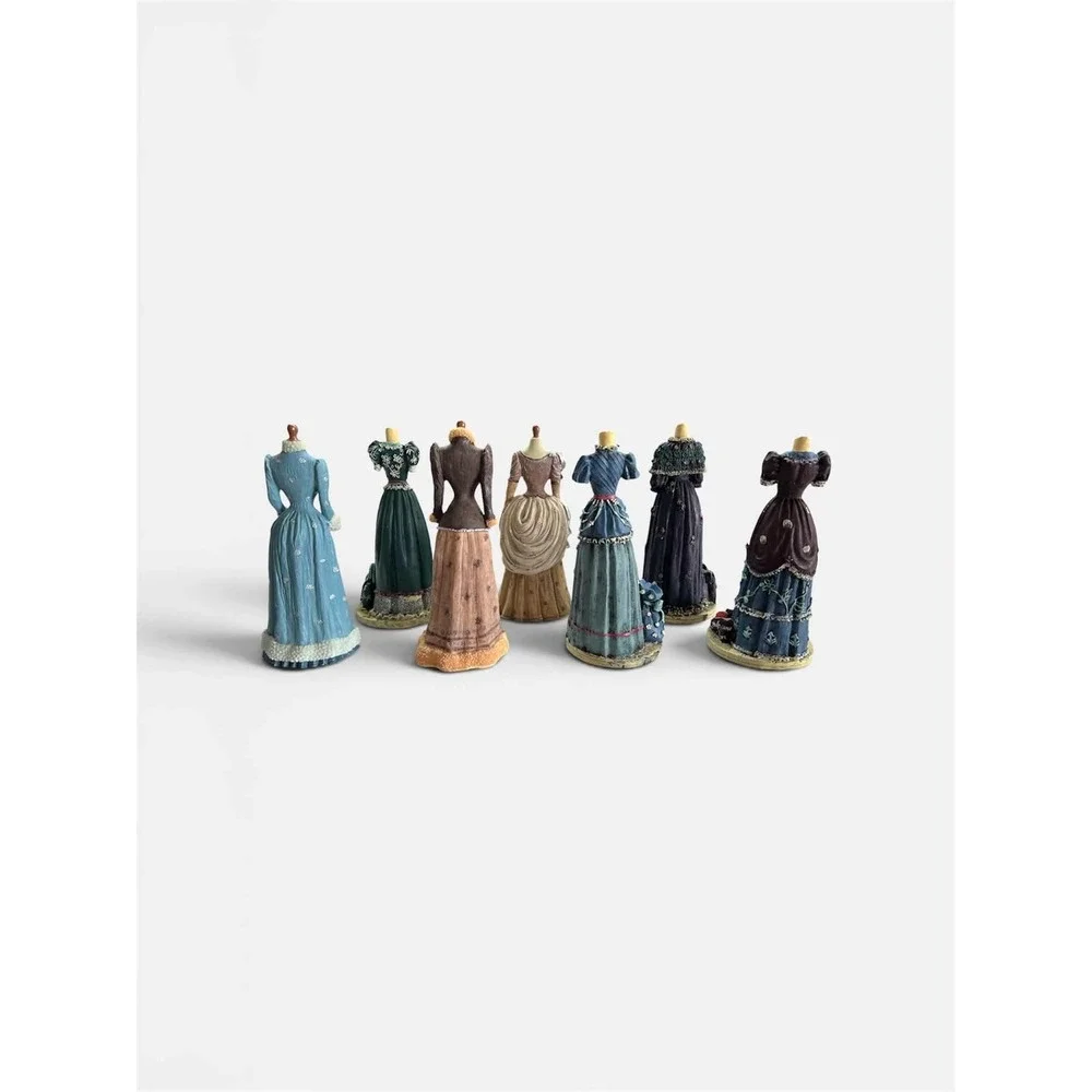 Vintage Victorian Style Miniature Dress Form‎ Figurine Set of 7 26-05-22